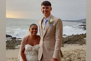 修成正果！拉拉维亚晒结婚照：2025年9月27日💍❤